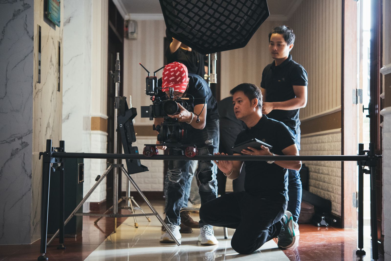 Làm phim doanh nghiệp gia lai giá rẻ - Sun Media 