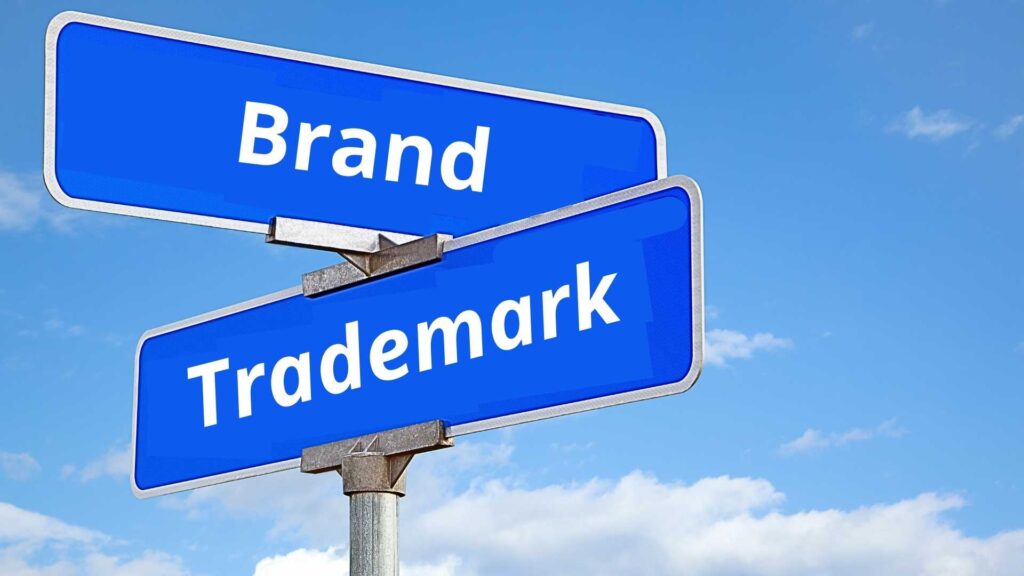 Phân biệt nhãn hiệu và thương hiệu trong kinh doanh.