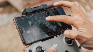 Bảng điều khiển flycam hiển thị thông số bay