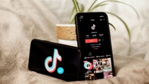 Tích xanh TikTok là biểu tượng xác minh tài khoản chính chủ, giúp đảm bảo hình ảnh tài khoản cho các KOL,KOC