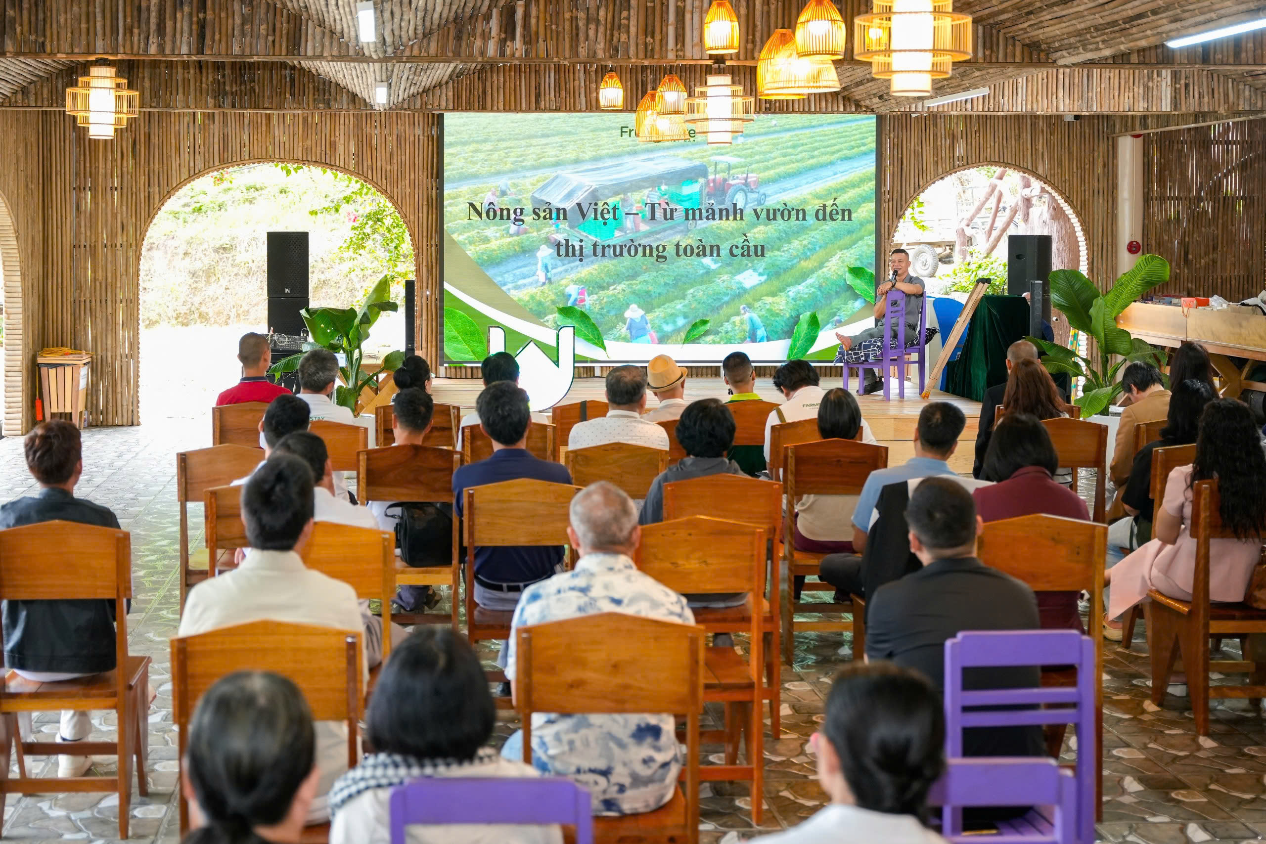 Ông Trần Danh Mạnh (FruitShare Vietnam) chia sẻ về nông sản Việt